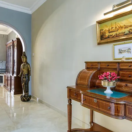 Appartamento A Lovely 3br Maisonette In Lovely Town Of By 360 Estates