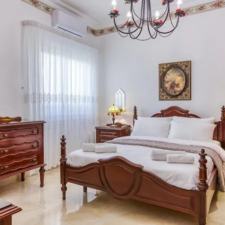 A Lovely 3br Maisonette In Lovely Town Of By 360 Estates Appartamento *