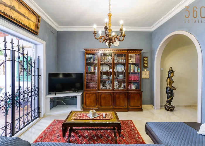 A Lovely 3br Maisonette In Lovely Town Of By 360 Estates *