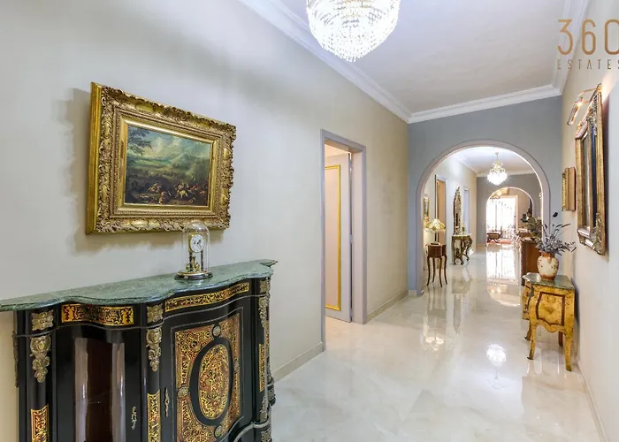 A Lovely 3br Maisonette In Lovely Town Of By 360 Estates 아파트