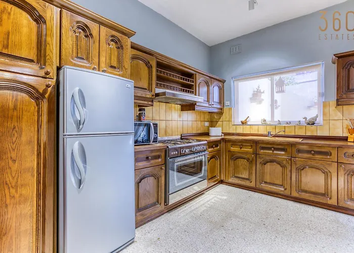 A Lovely 3br Maisonette In Lovely Town Of By 360 Estates 아파트 라바트