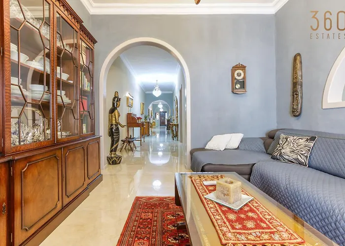 A Lovely 3br Maisonette In Lovely Town Of By 360 Estates