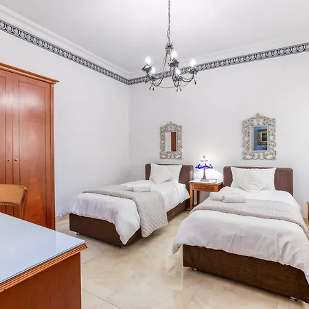 A Lovely 3br Maisonette In Lovely Town Of By 360 Estates