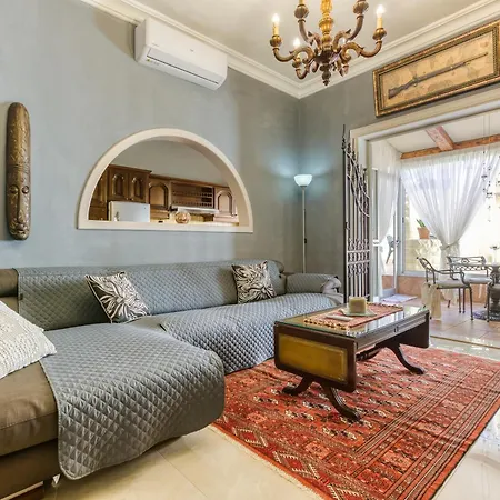 Apartamento A Lovely 3br Maisonette In Lovely Town Of By 360 Estates *