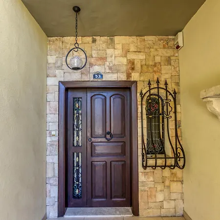A Lovely 3br Maisonette In Lovely Town Of By 360 Estates Apartamento *