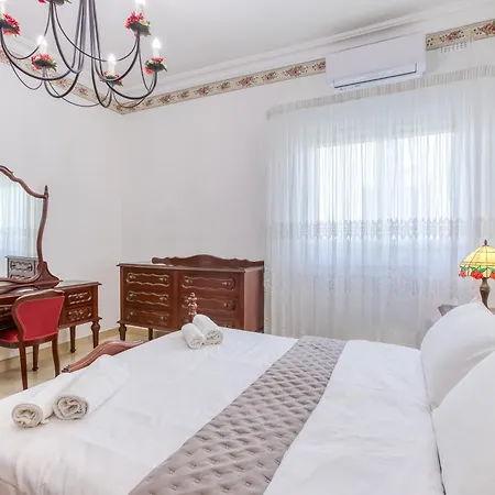 A Lovely 3br Maisonette In Lovely Town Of By 360 Estates