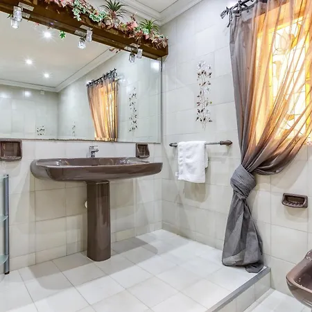 A Lovely 3br Maisonette In Lovely Town Of By 360 Estates