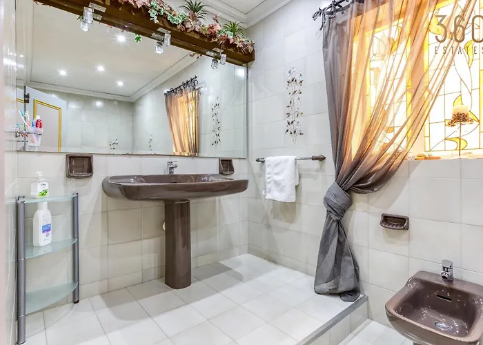 A Lovely 3br Maisonette In Lovely Town Of By 360 Estates